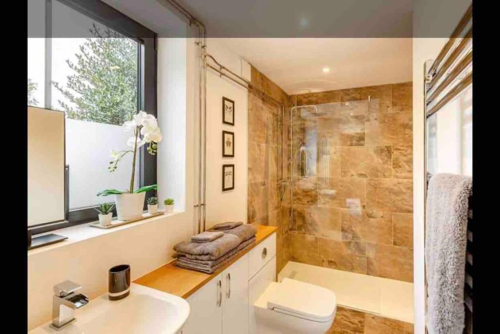 Villa Tank Barn At Brook House, Nestled In The Welsh Hills, A Delightful Retreat à Welshpool Extérieur photo