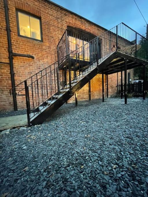 Villa Tank Barn At Brook House, Nestled In The Welsh Hills, A Delightful Retreat à Welshpool Extérieur photo